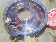 -黄潇洒老火锅(九眼桥宏济巷店)