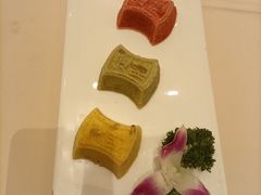 四色定胜糕-得月楼·省级非遗·传统苏帮菜(观前店)