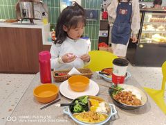 -萨卡屋亲子乐园·餐厅(龙山万物工场店)