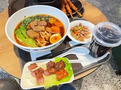 -康師傅私房牛肉面(浦机三店)