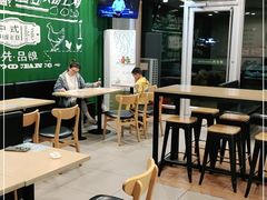 大堂-老乡鸡(武汉烽胜路店)