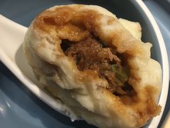 牛肉大葱包子-胡家大厨(西三庄店)