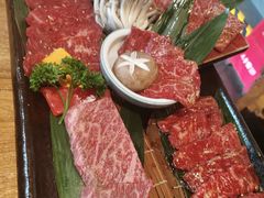 -炼火烤肉店