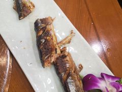 -青瓦餐厅·生鱼片·韩园烤肉(西塔店)