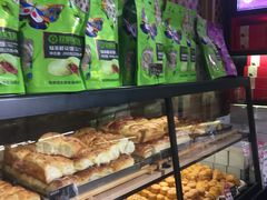 -昆明冠生园·蛋糕·面包(南强街店)