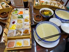 -香麒园·过桥米线·南湖雅宴