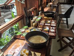 -银米·云南传统过桥米线(双廊黑金冠店)