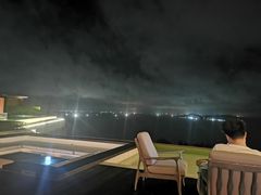 -瑰丽酒店·海吧·天际下午茶·现场DJ·天台酒吧