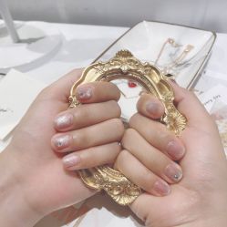 -杨美丽·美甲美睫