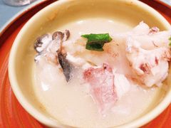 -忆江南·临江鱼馆