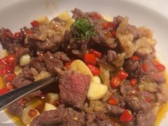 -佬麻雀·新湘菜(东方宝泰店)