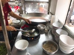-田海鹰猪血汤(平东一街店)