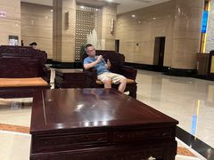 -华雅花园大酒店