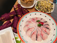 -一斗火锅·招财羊毛肚(泰吉滨江店)