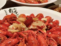 -龙巢盱眙龙虾·牛蛙·烧烤宵夜(八卦岭店)