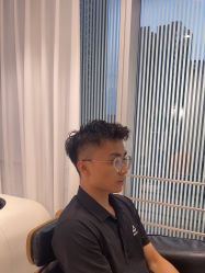 -发饰美男士增发补发假发定制店