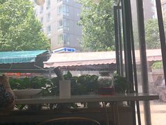 -董小西的凉皮和椒麻鸡(三元桥店)