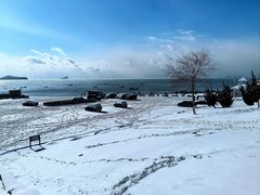 -银沙滩浴场