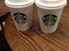 -星巴克臻选(南京金茂览秀城店)