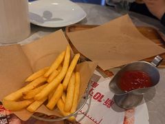 -必胜客(港悦广场店)