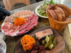 -羽深肉铺 Steak & Wine