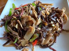 -小厨子私房菜·云南美食店