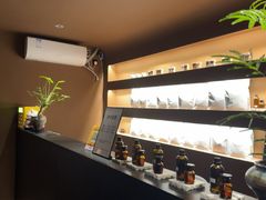 -泰·菩提树下[泰式按摩x精油SPAx肩颈头疗](新景店)