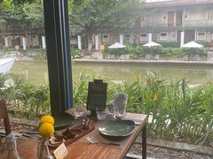 -喜洲吧·江畔老船厂·庭院餐厅(喜临院店)