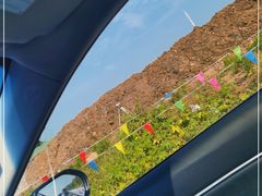 -田园东方蜜桃村的田野营地