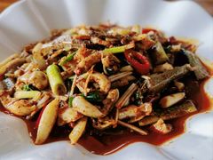 -周记翘脚牛肉