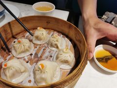 蟹粉小笼包-绿波廊(豫园店)