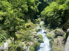 -龙水峡地缝景区