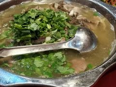 -谢老五跷脚牛肉·非遗传承店