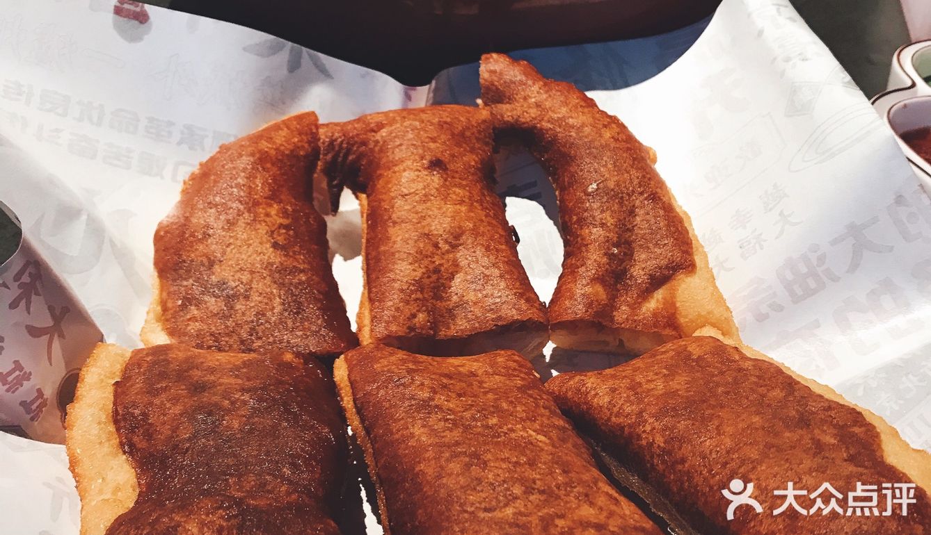 北京必吃榜 | 王府井听着京剧吃着京味儿火锅