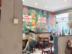 -广信牛奶甜品世家(台东店)