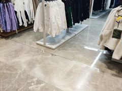 -BIGOFFS 超级折扣(仁恒伊势丹店)