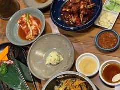 -草家酱蟹炭火烤肉店(珲春南路一店)
