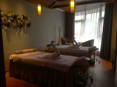 -金色春天.美颜康体纯正SPA(黄泥磅店)