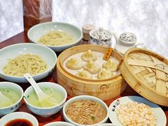 -裕兴记•蟹黄面馆(人民广场店)