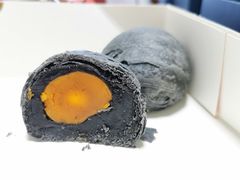 乌豆蛋黄酥-陶陶居饼家(惠福东路店)