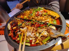 -鸣记脆皮烤鱼·海鲜烤鱼(三八广场店)
