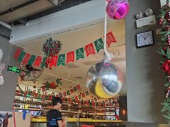 -大头虾越式风味餐厅(光明广场店)