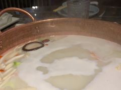 -三人行骨头王火锅(长寿店)
