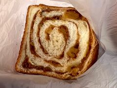 苹果肉桂面包-都恩客(高岛屋百货店)
