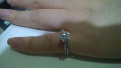 -威德钻石-克拉钻大本营(南京东路店)