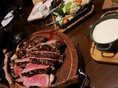 -恰餐厅及酒吧 CHAR Bar & Grill (北京丽都皇冠假日店)