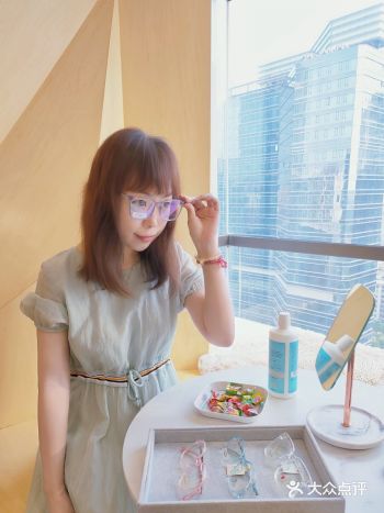 性价比超高！Ava视光+1元多一付眼镜真太香啦！