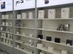 -荣耀授权专卖店(黄浦浙江中路店)