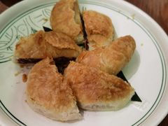 玫瑰鲜花饼-云海肴·汽锅鸡·云南菜(美罗城店)