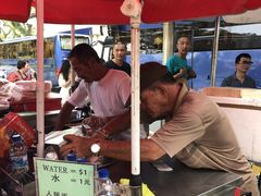 -詹爷爷乌节路街头冰淇淋
